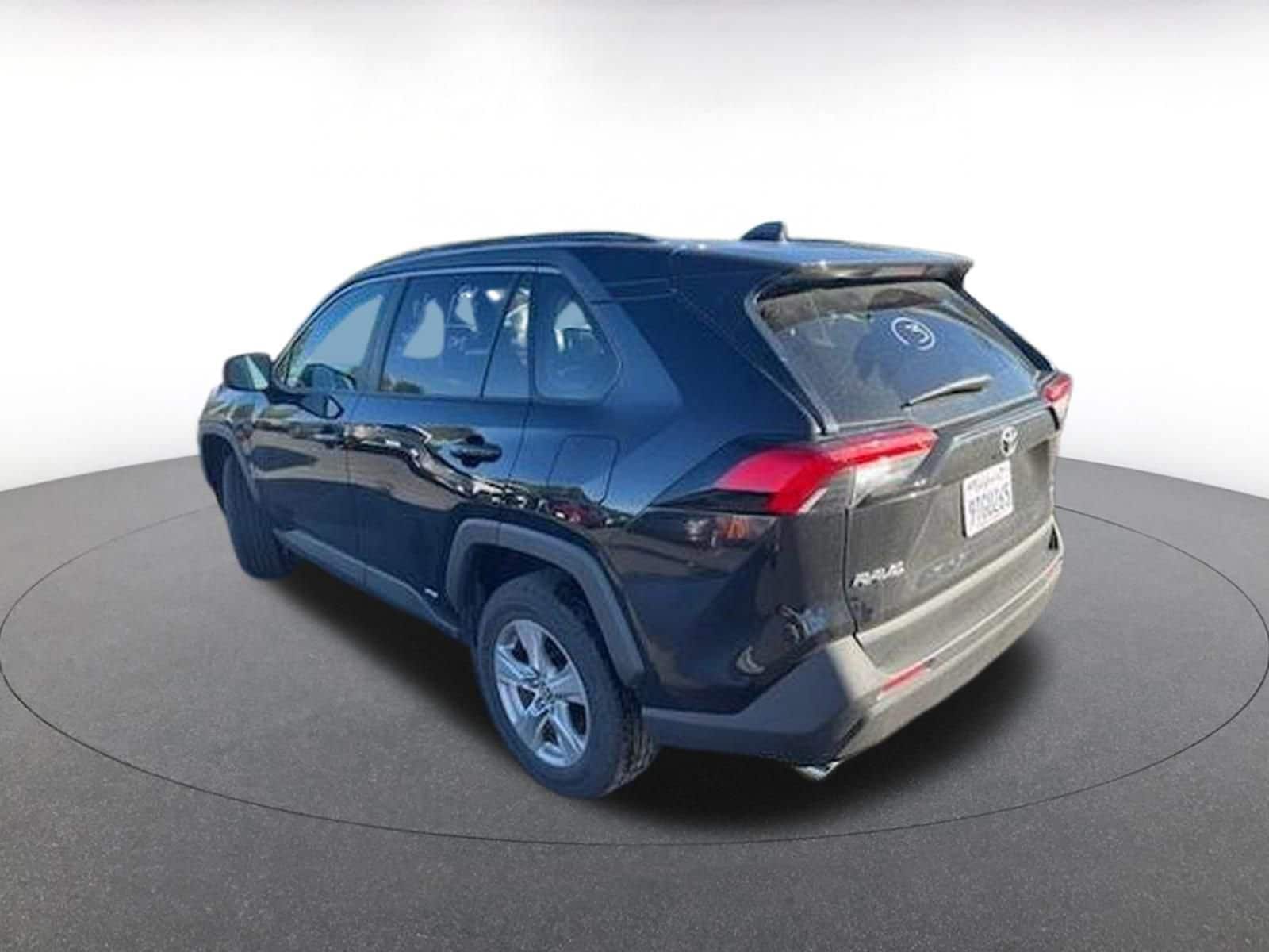 Thumbnail: 2025 Toyota RAV4 - 3