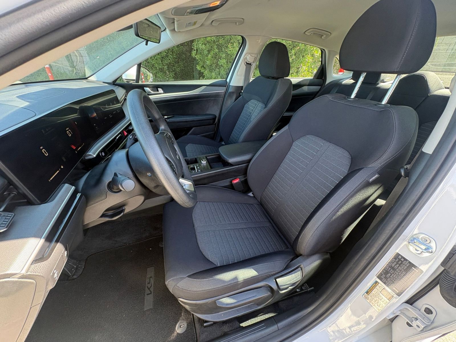 Thumbnail: 2025 Kia K5 - 35