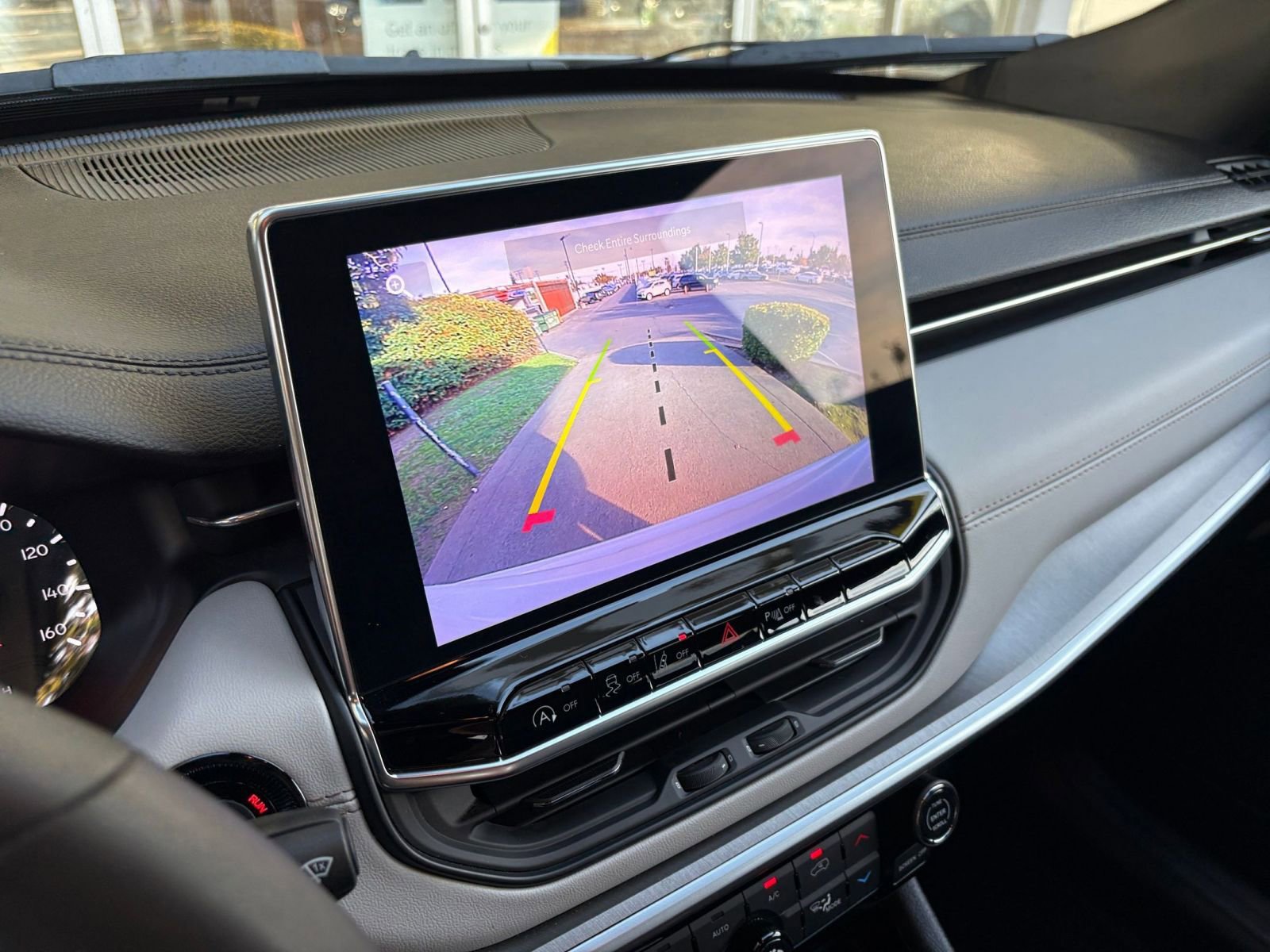 Thumbnail: 2025 Jeep Compass - 17