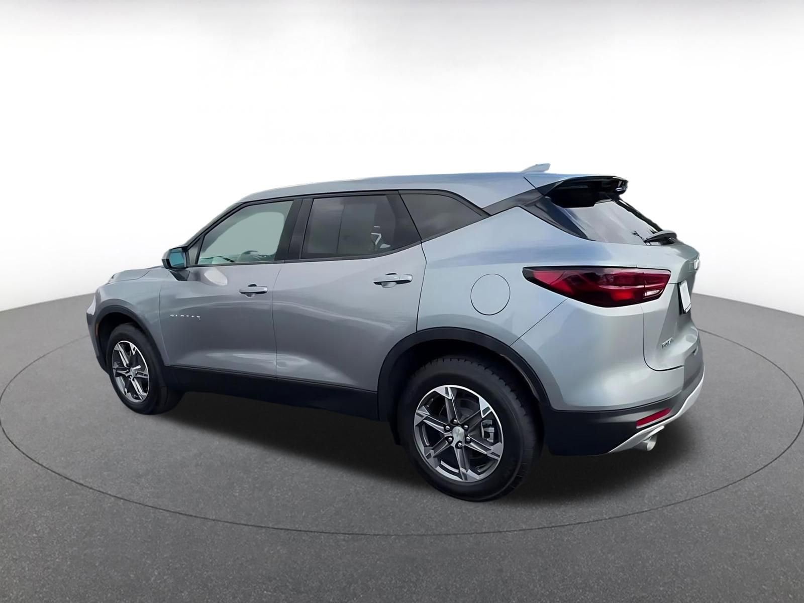Thumbnail: 2025 Chevrolet Blazer - 10