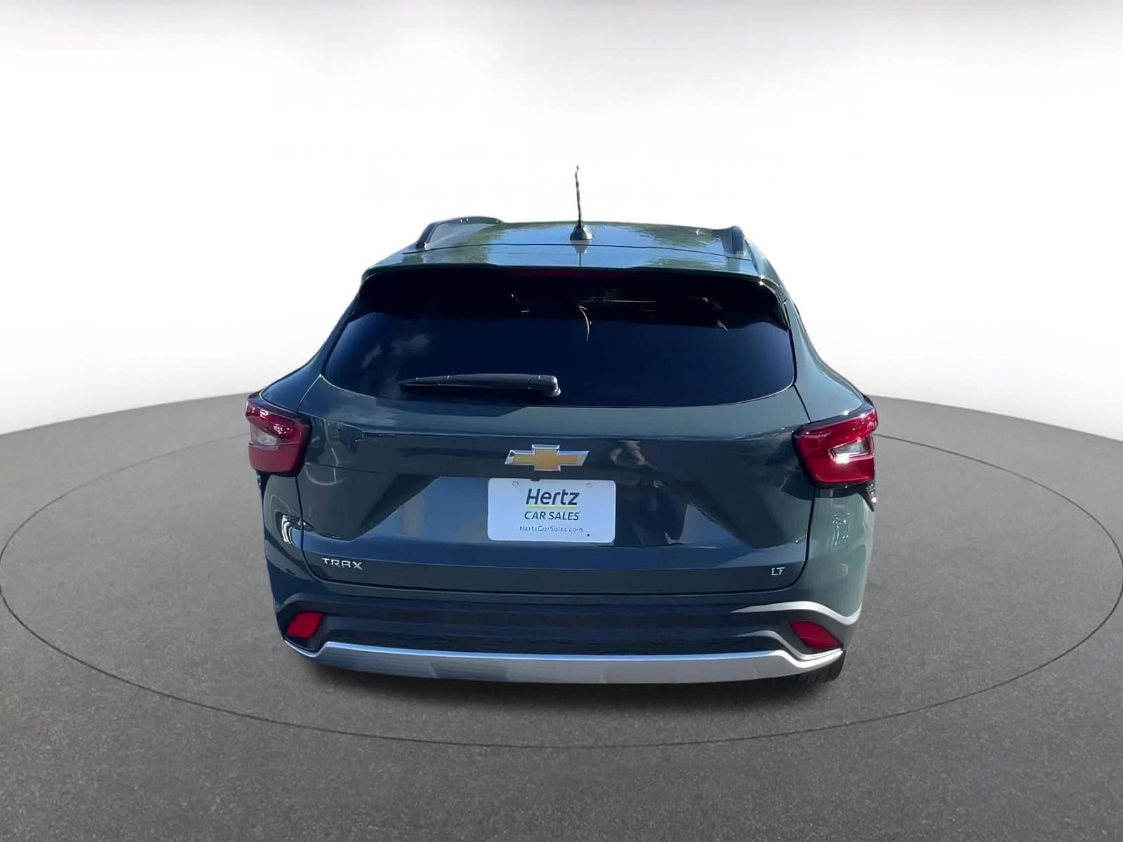 Thumbnail: 2025 Chevrolet Trax - 12