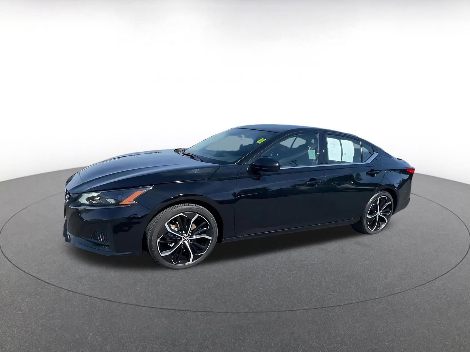 Thumbnail: 2025 Nissan Altima - 8