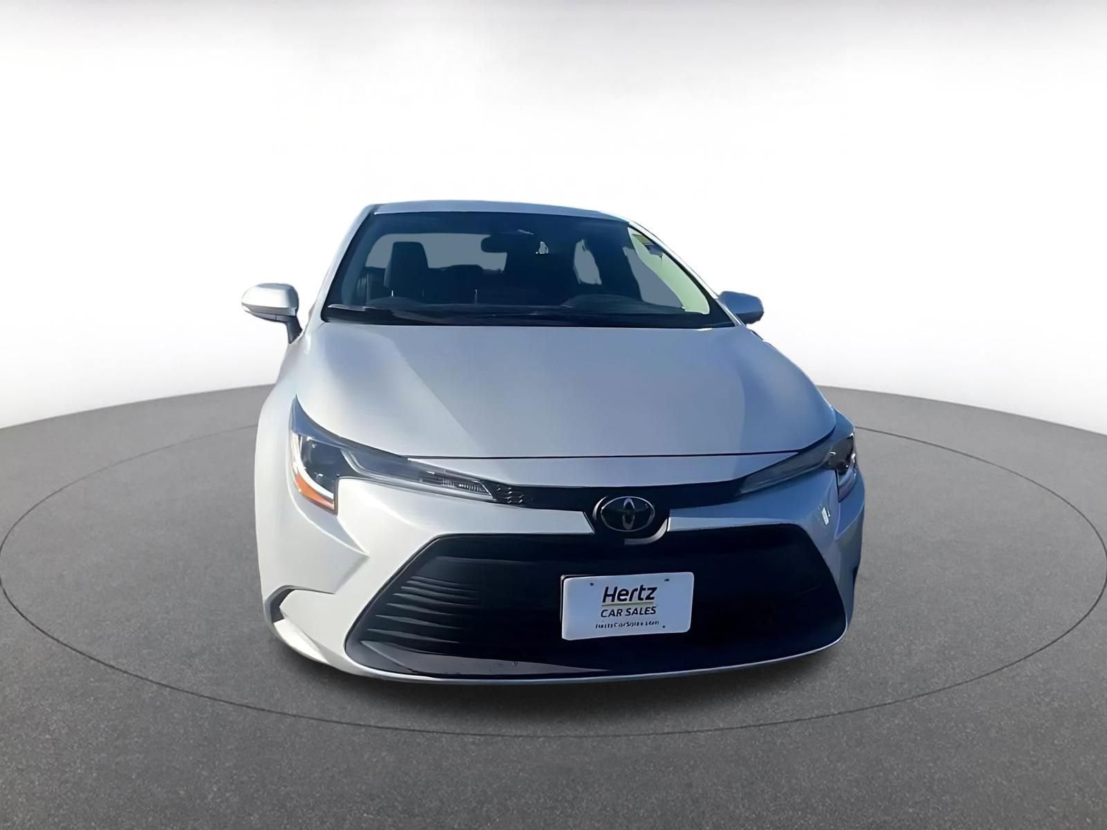 Thumbnail: 2025 Toyota Corolla - 4