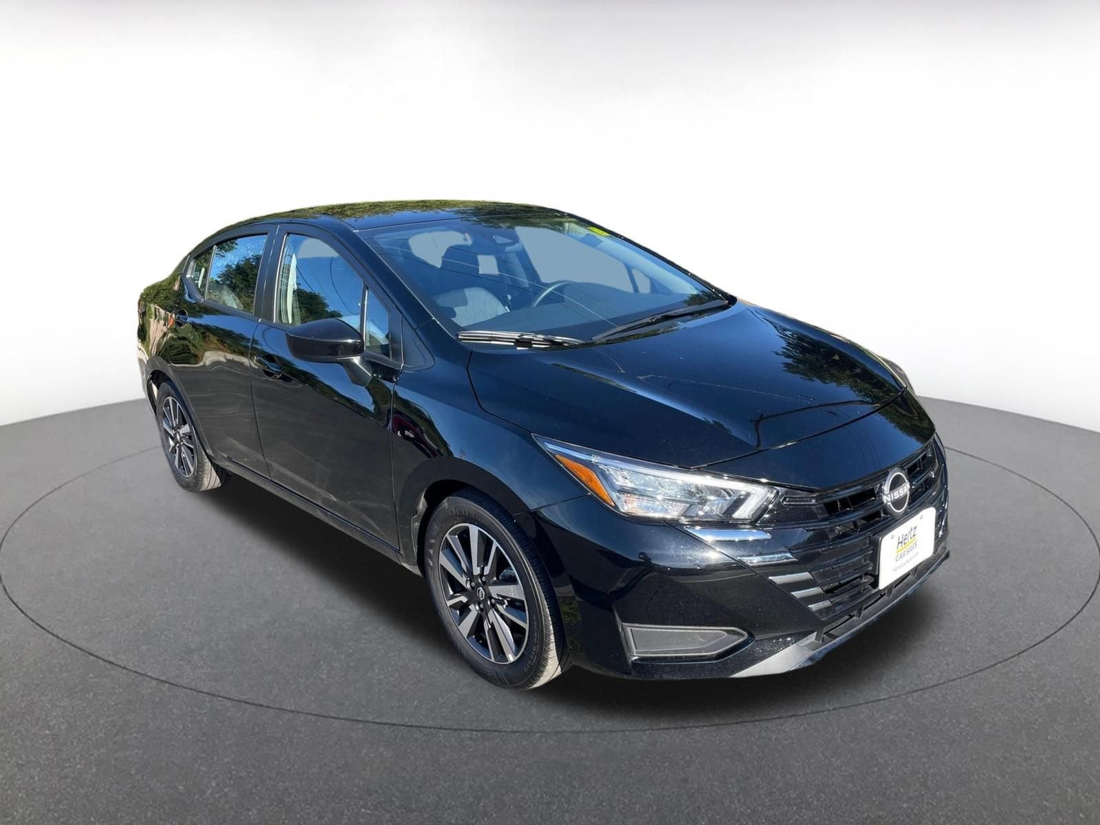 2025 Nissan Versa Sedan SV