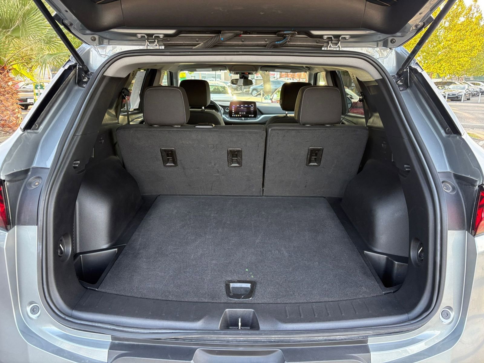 Thumbnail: 2025 Chevrolet Blazer - 31