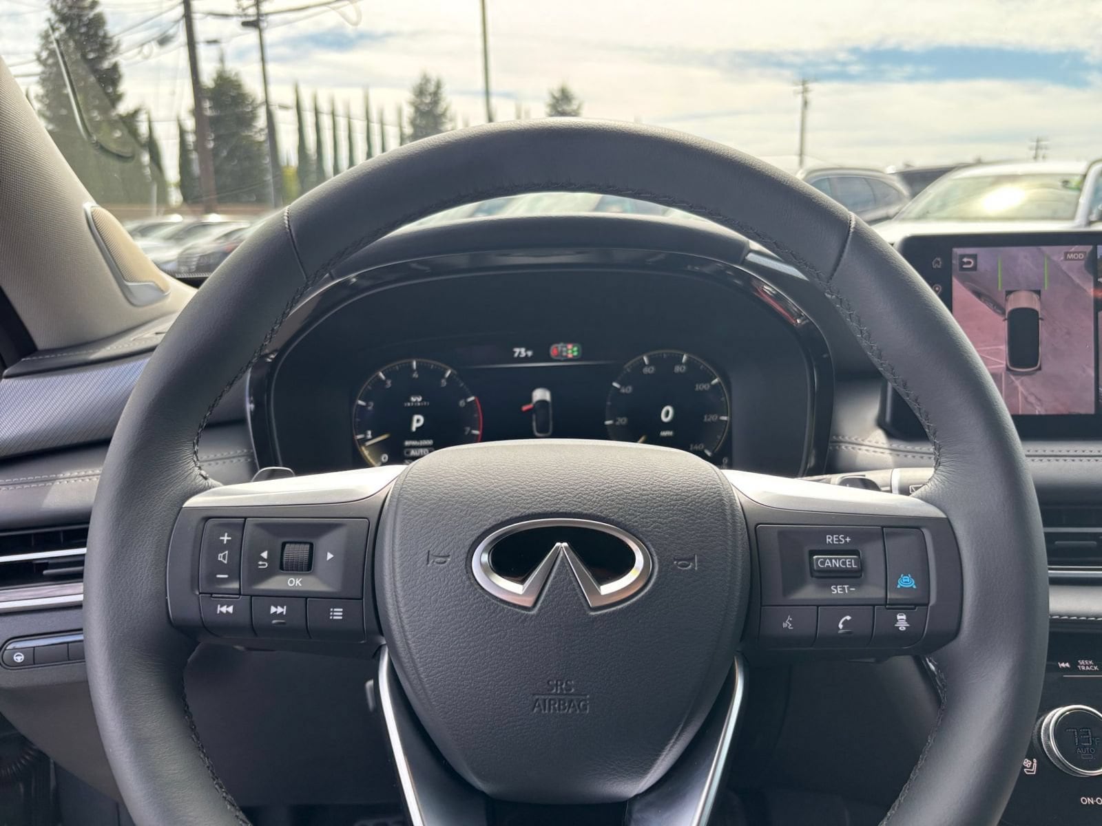 Thumbnail: 2026 INFINITI QX60 - 31