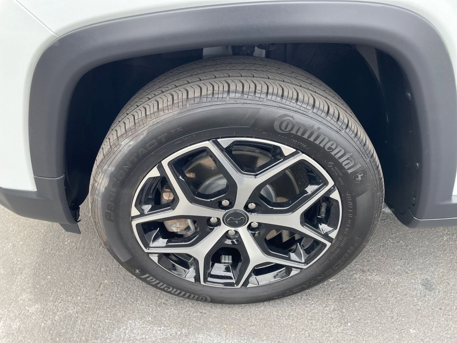 Thumbnail: 2025 Jeep Compass - 30