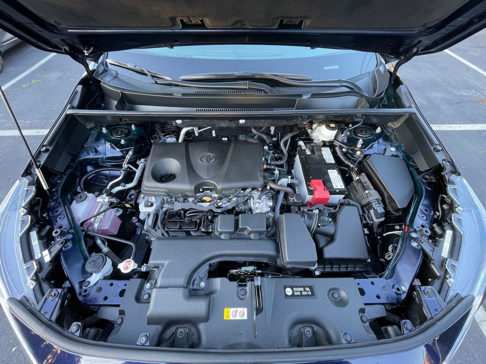 Thumbnail: 2025 Toyota RAV4 - 32