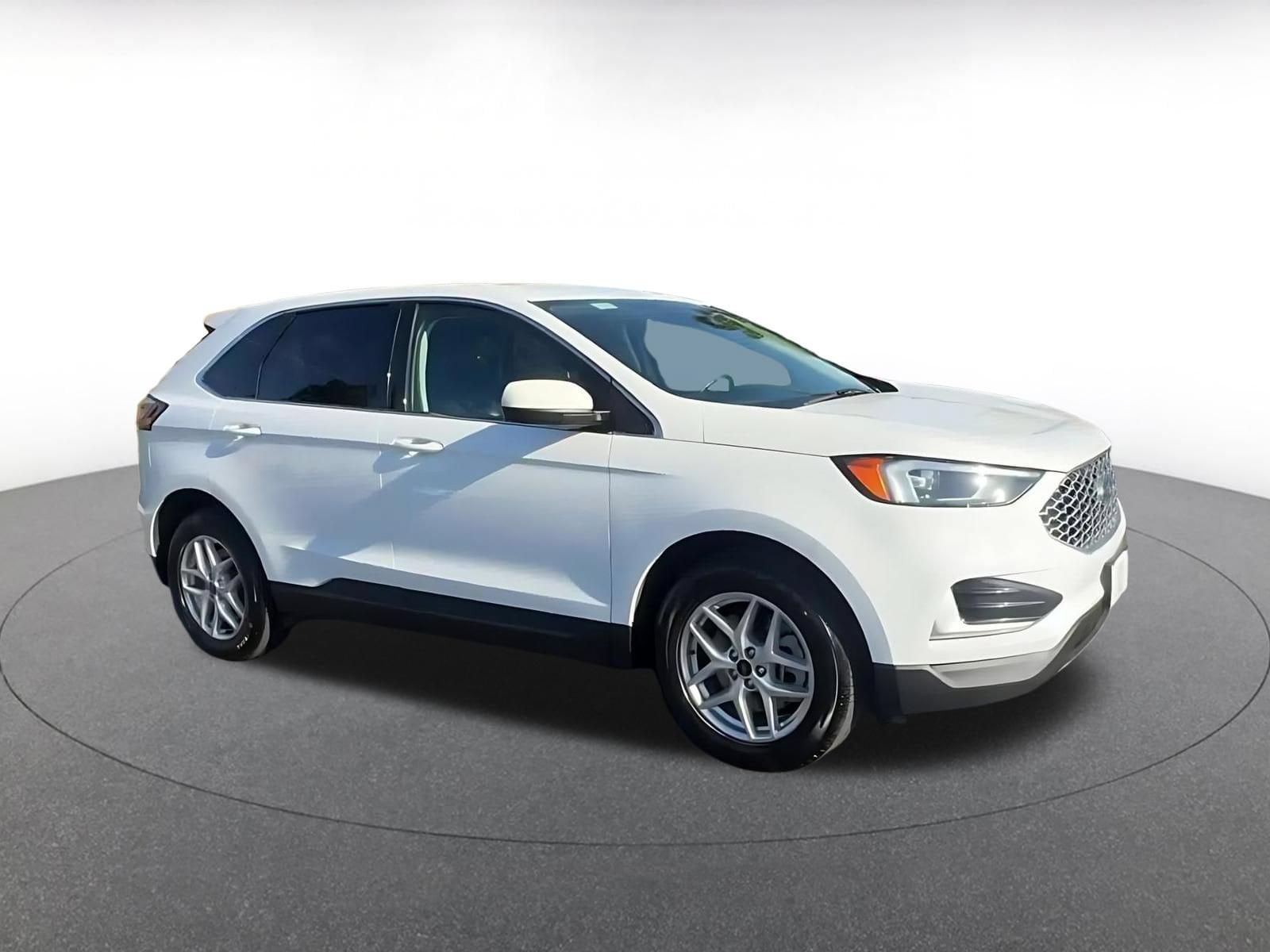 Thumbnail: 2024 Ford Edge - 2