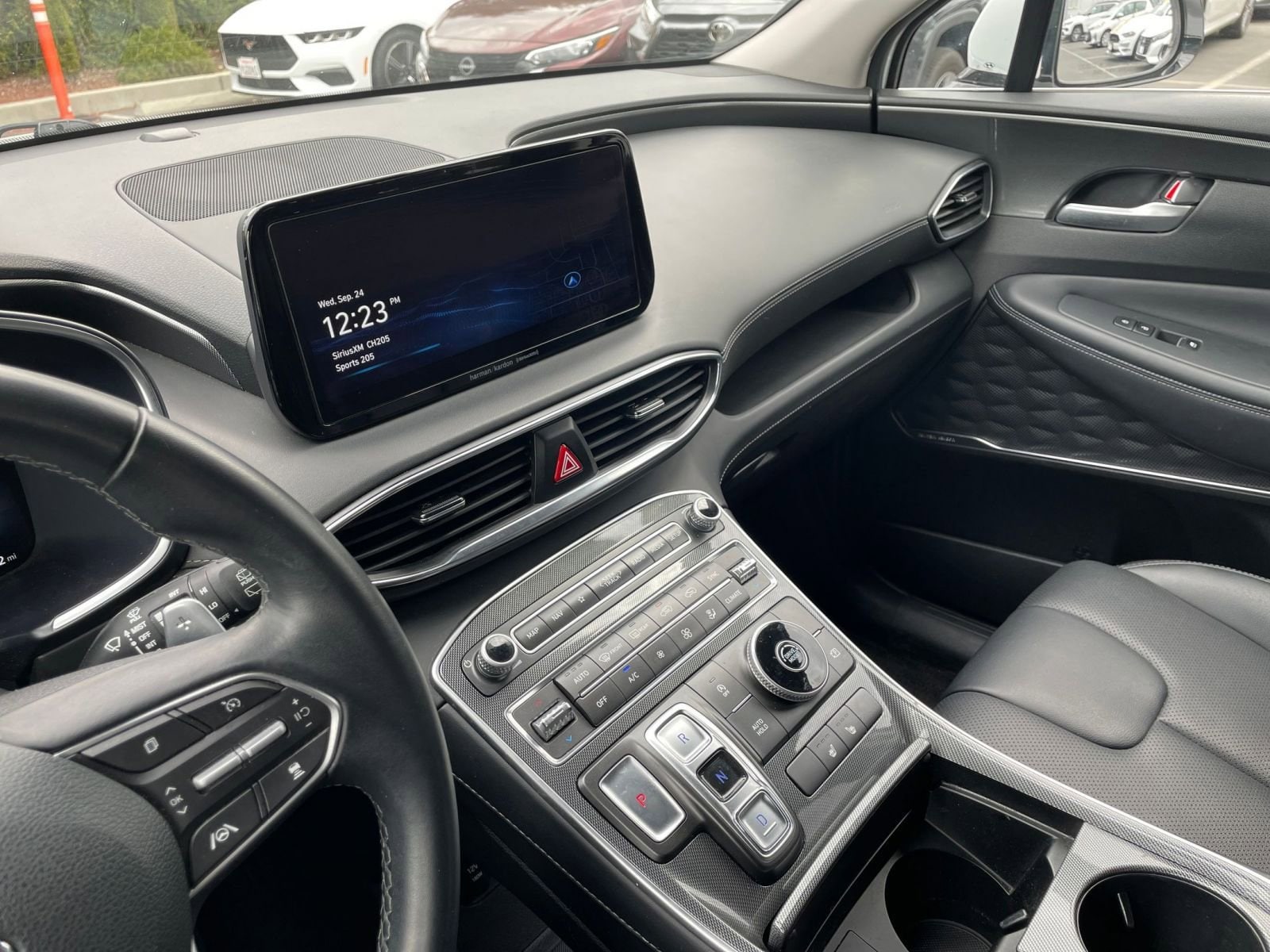 Thumbnail: 2023 Hyundai Santa Fe - 18