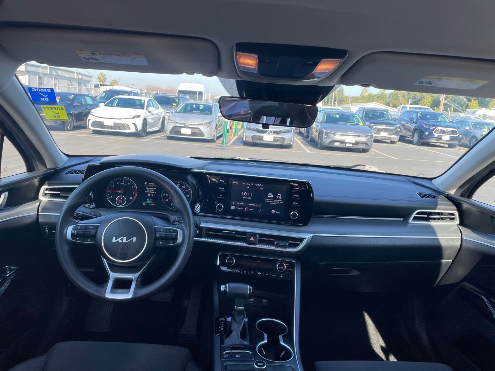 Thumbnail: 2023 Kia K5 - 31