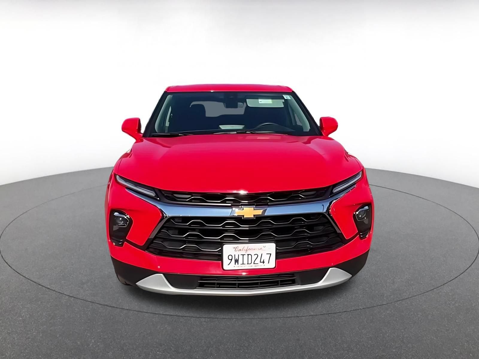 Thumbnail: 2026 Chevrolet Blazer - 4