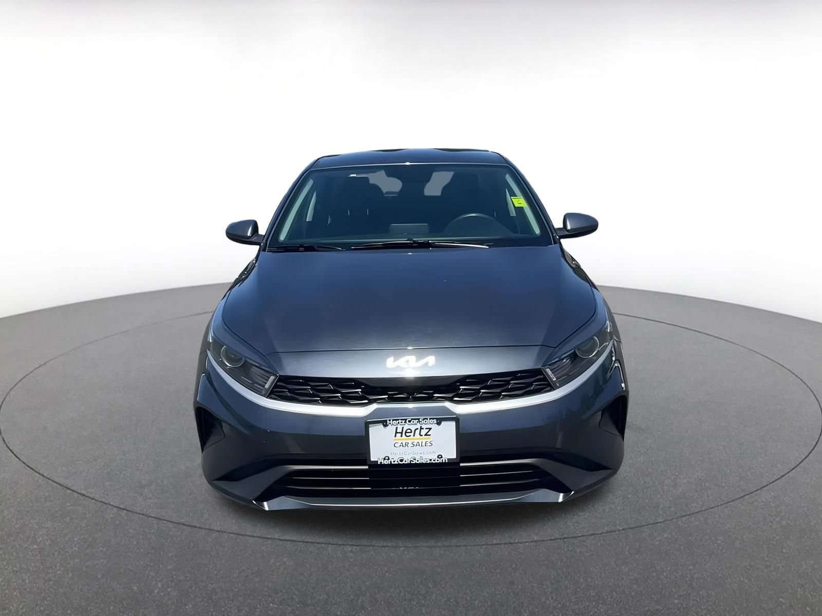 Thumbnail: 2024 Kia Forte - 4