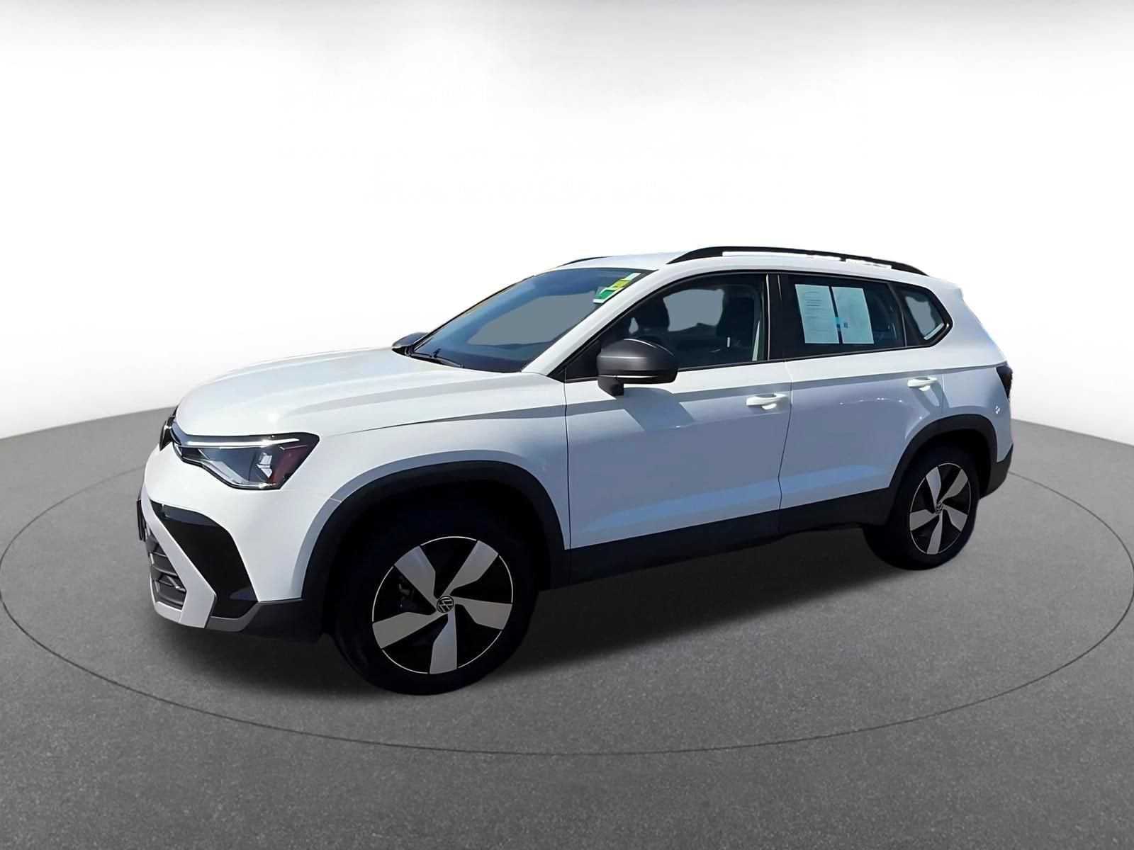 Thumbnail: 2026 Volkswagen Taos - 8