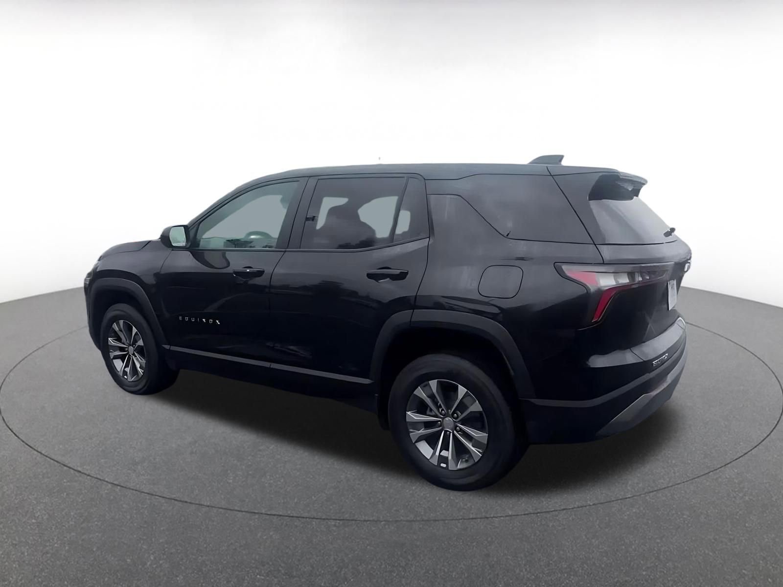 Thumbnail: 2025 Chevrolet Equinox - 10
