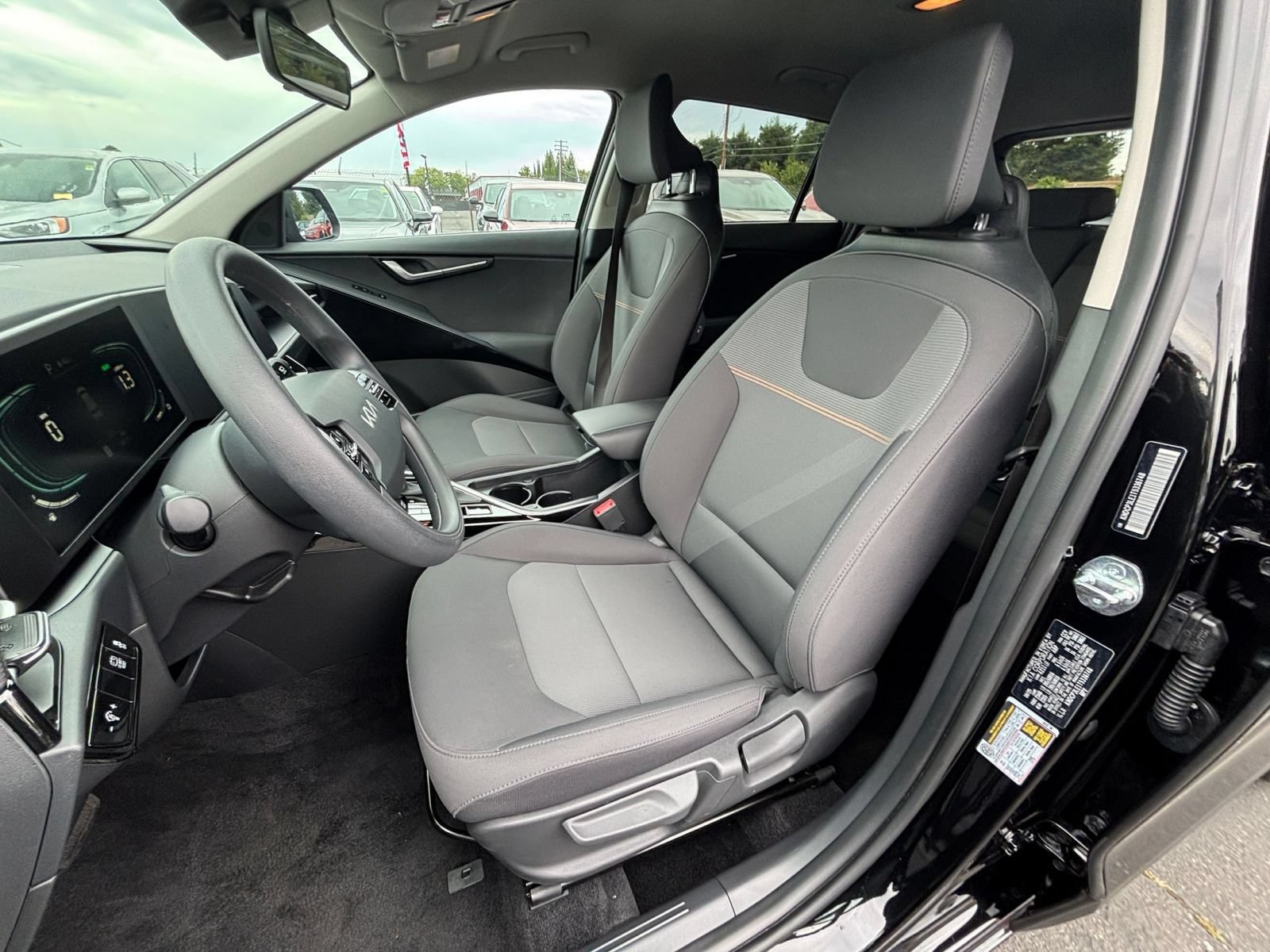 Thumbnail: 2026 Kia Niro - 34