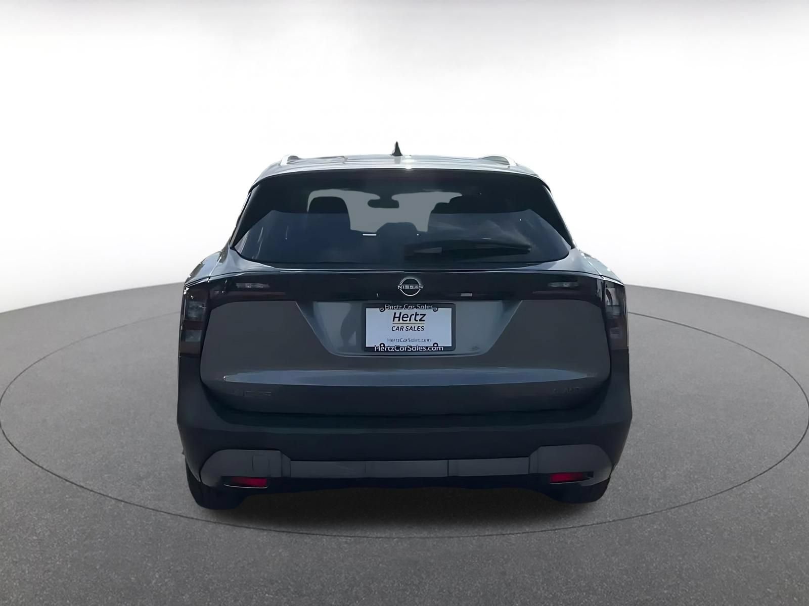 Thumbnail: 2026 Nissan Kicks - 12