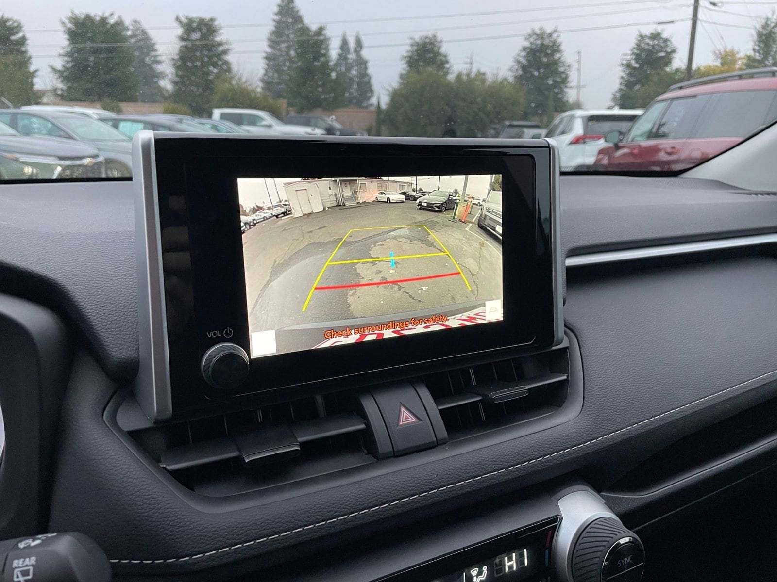 Thumbnail: 2025 Toyota RAV4 - 17