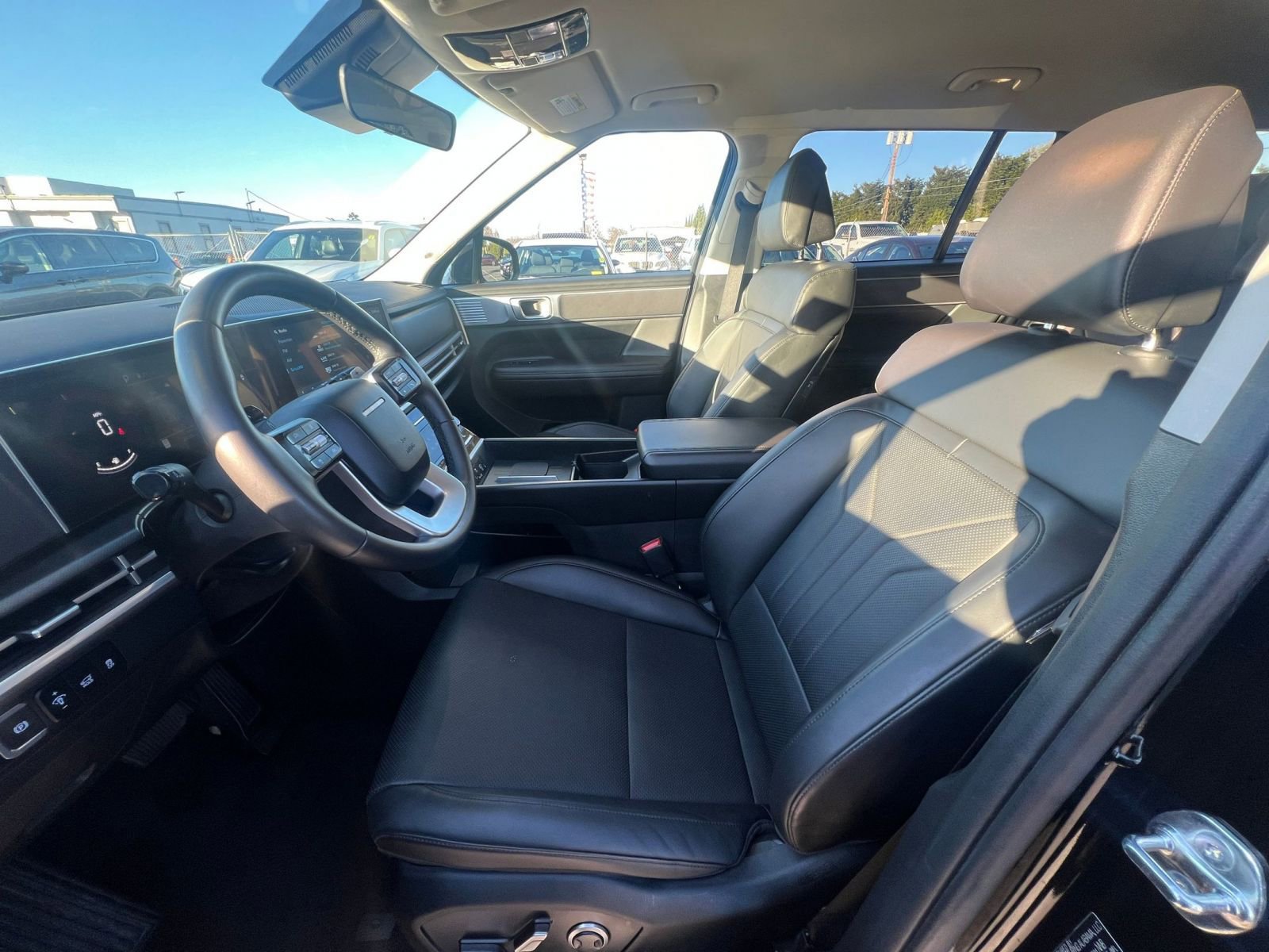 Thumbnail: 2025 Hyundai Santa Fe - 28