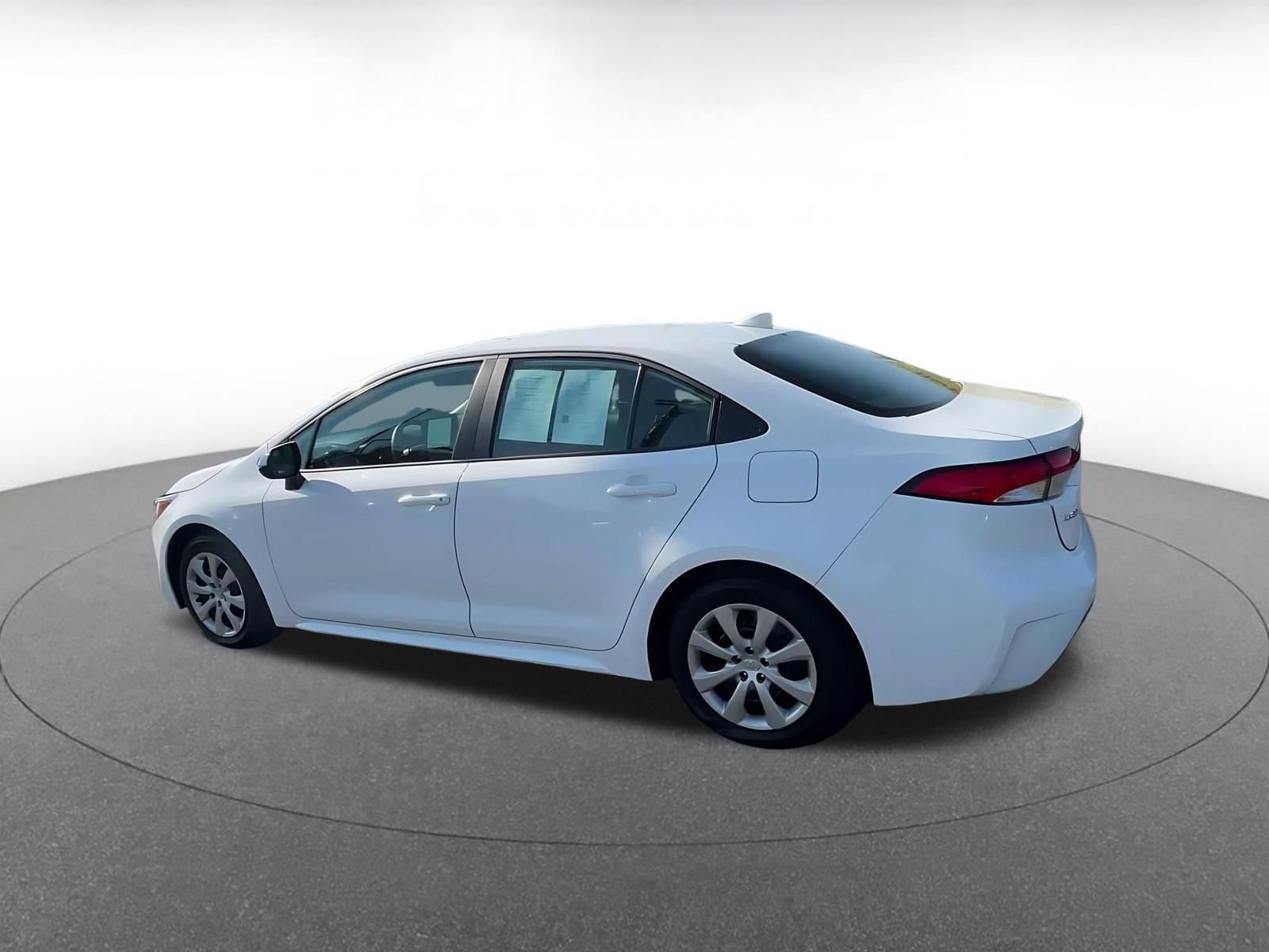 Thumbnail: 2025 Toyota Corolla - 10