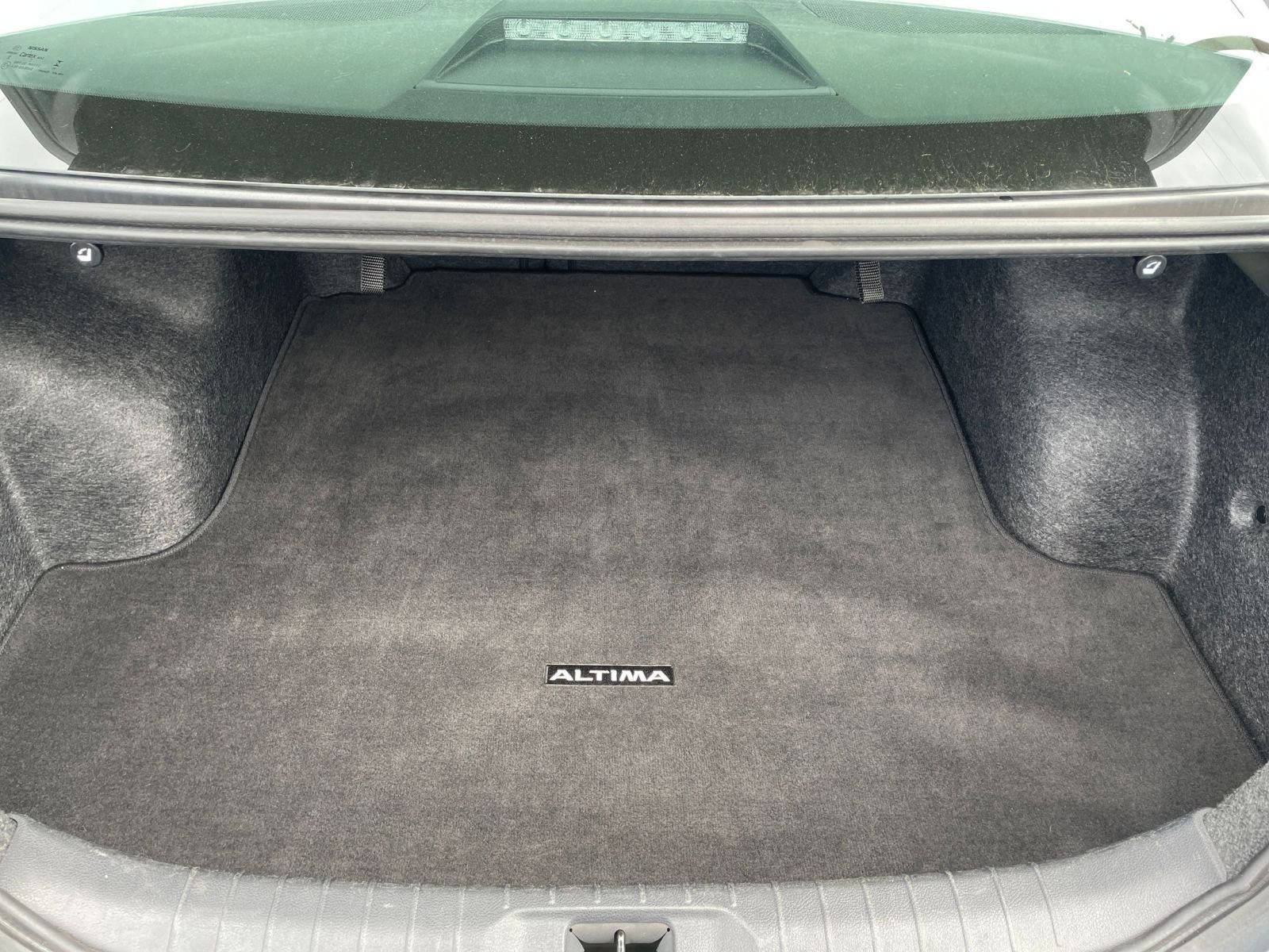 Thumbnail: 2025 Nissan Altima - 31