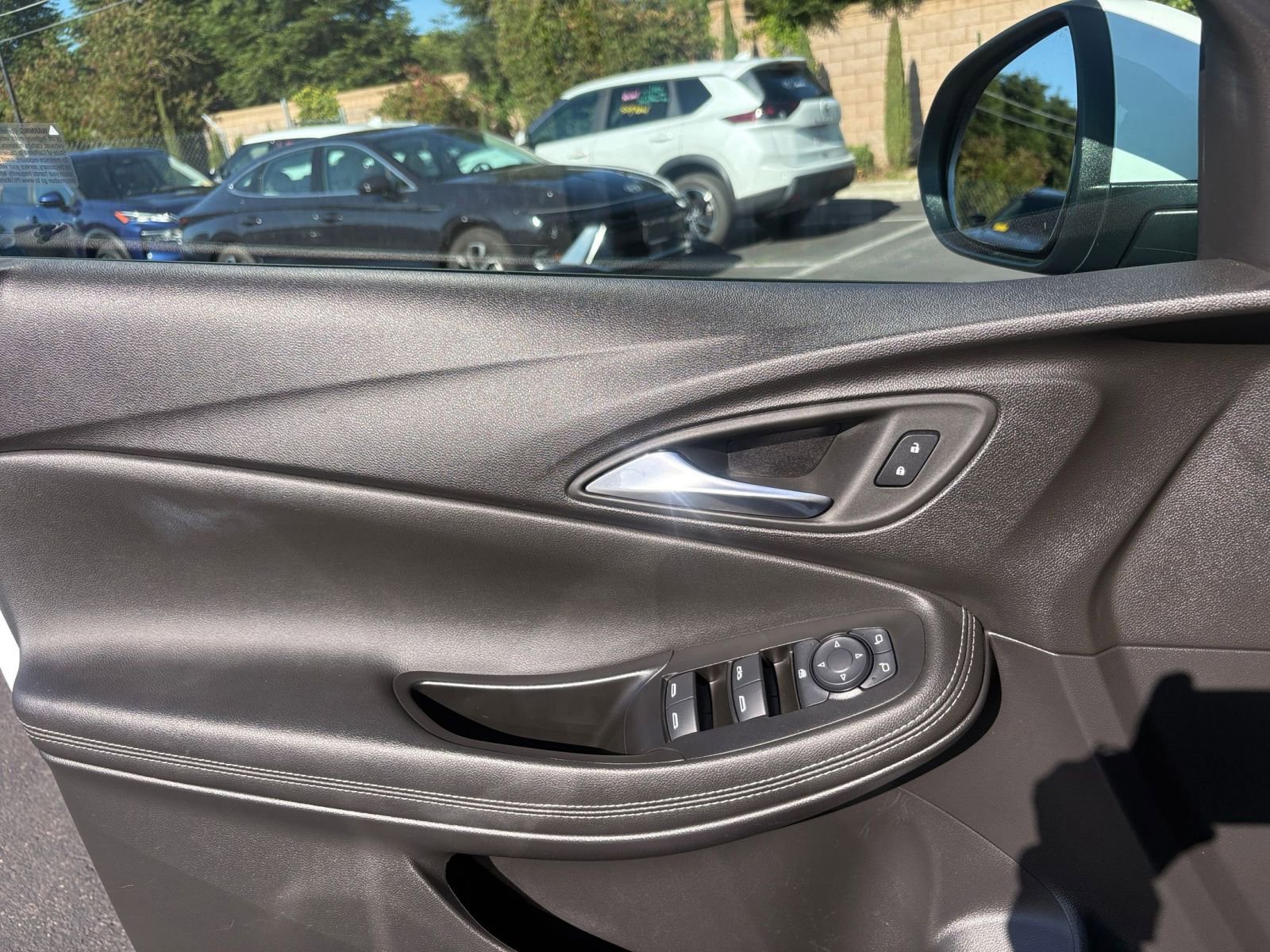 Thumbnail: 2025 Buick Encore GX - 18