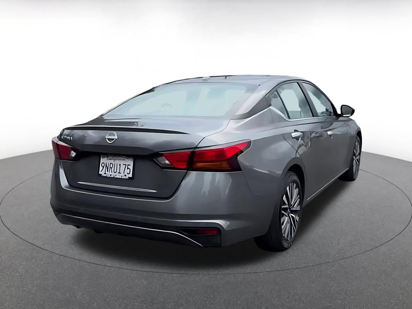 Thumbnail: 2025 Nissan Altima - 14