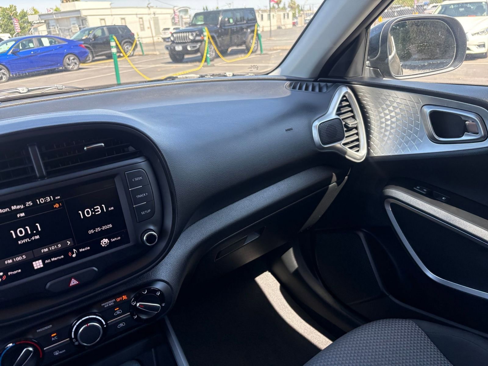 Thumbnail: 2025 Kia Soul - 33