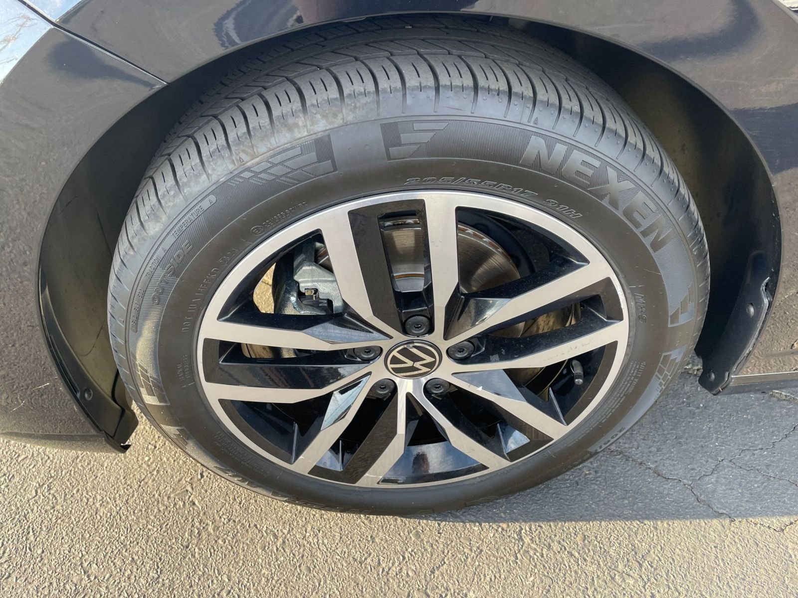 Thumbnail: 2025 Volkswagen Jetta - 30