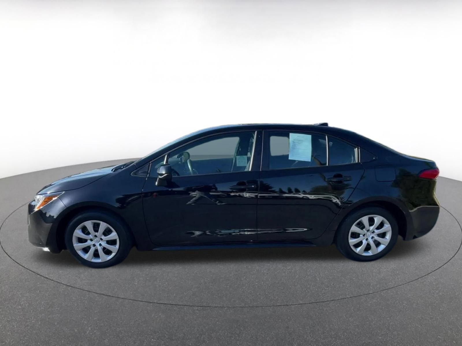 Thumbnail: 2024 Toyota Corolla - 8