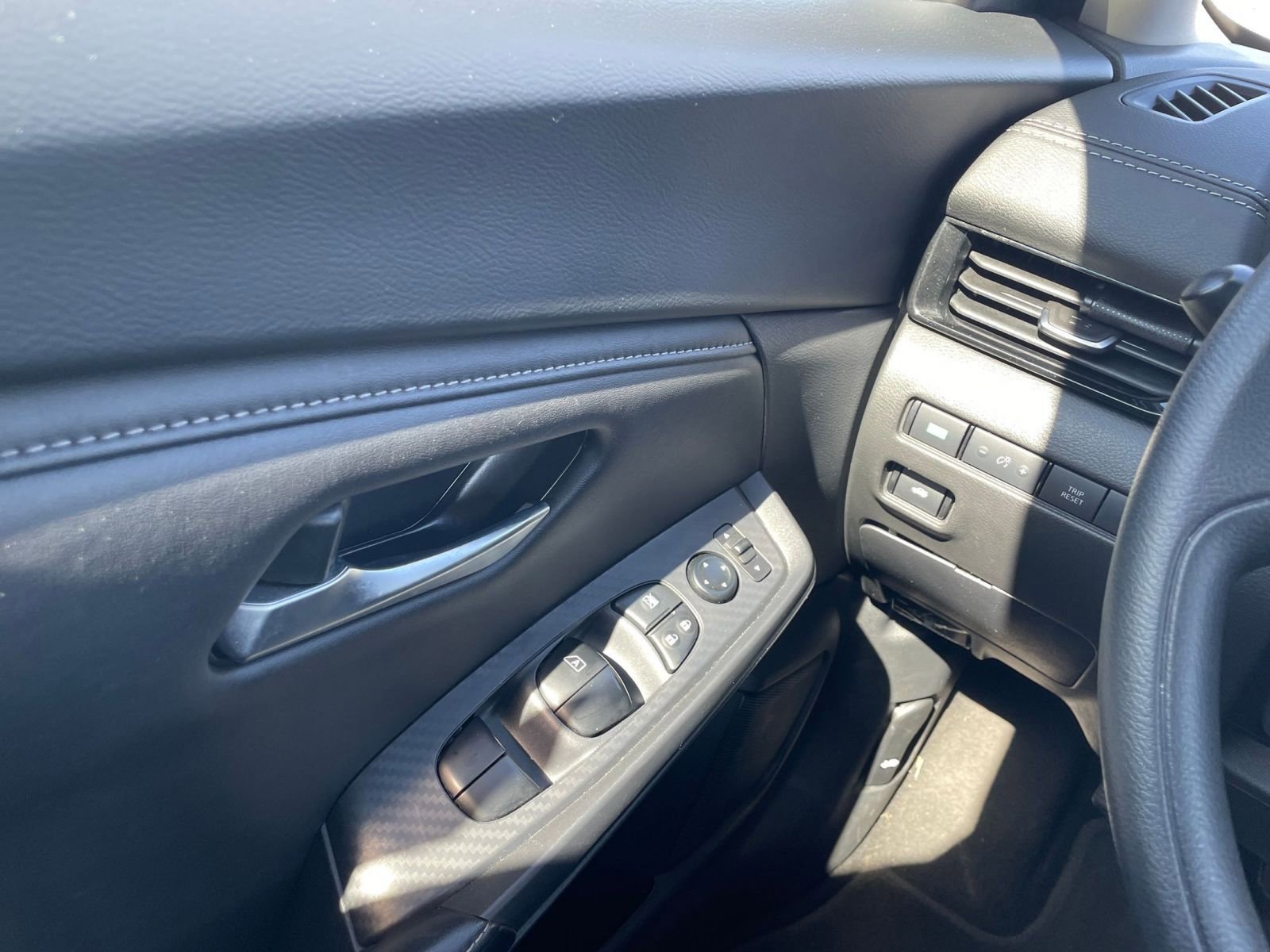 Thumbnail: 2024 Nissan Sentra - 20
