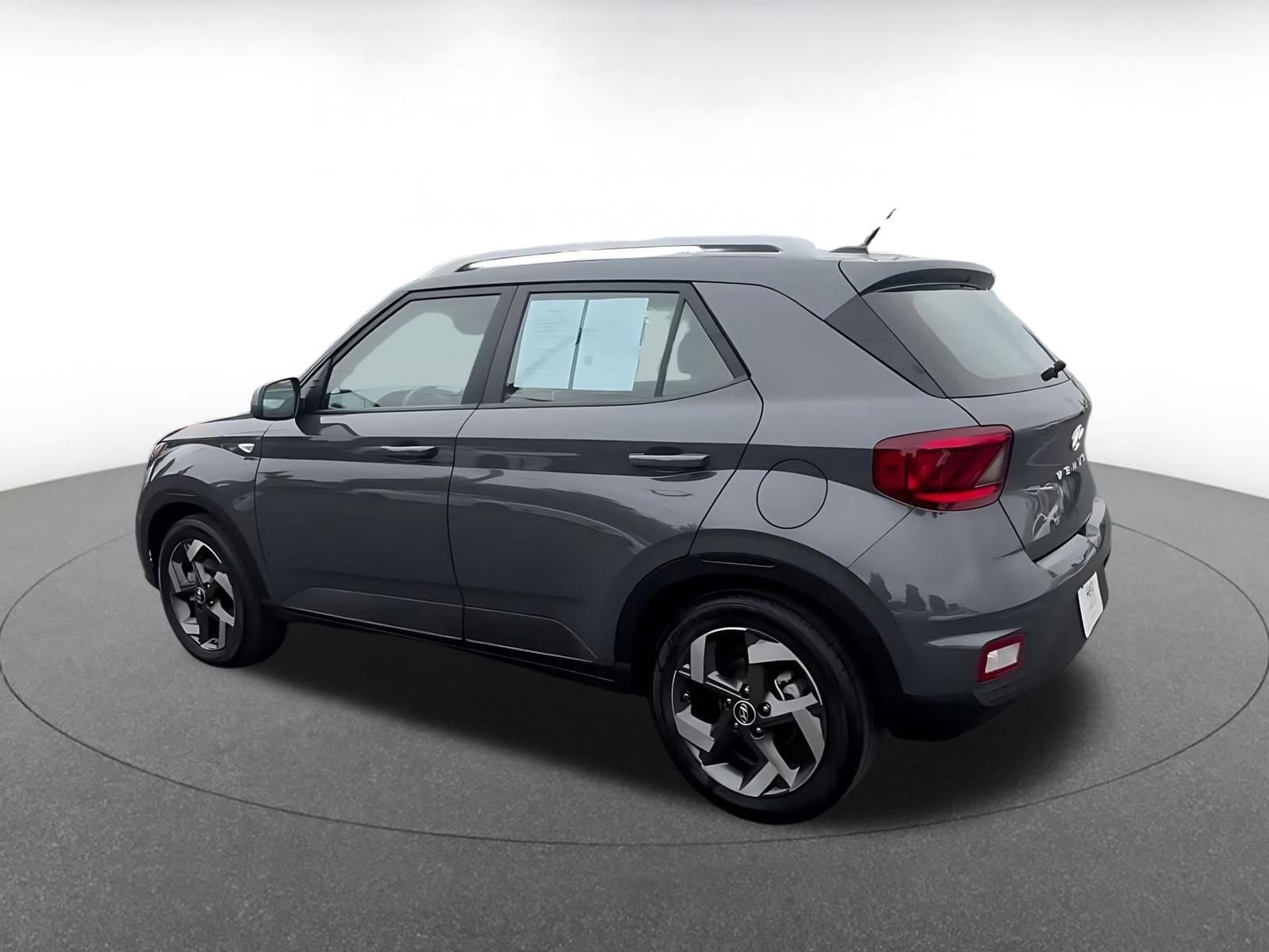 Thumbnail: 2025 Hyundai Venue - 10