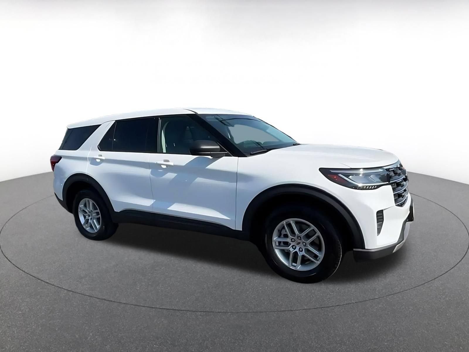 Thumbnail: 2026 Ford Explorer - 2