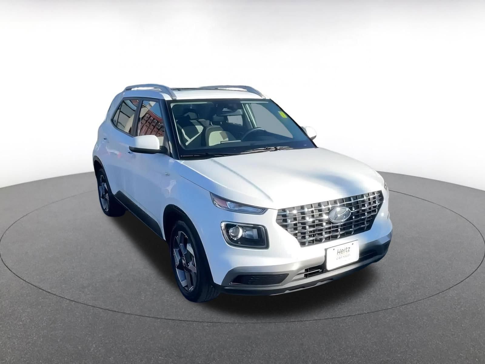 Thumbnail: 2025 Hyundai Venue - 3