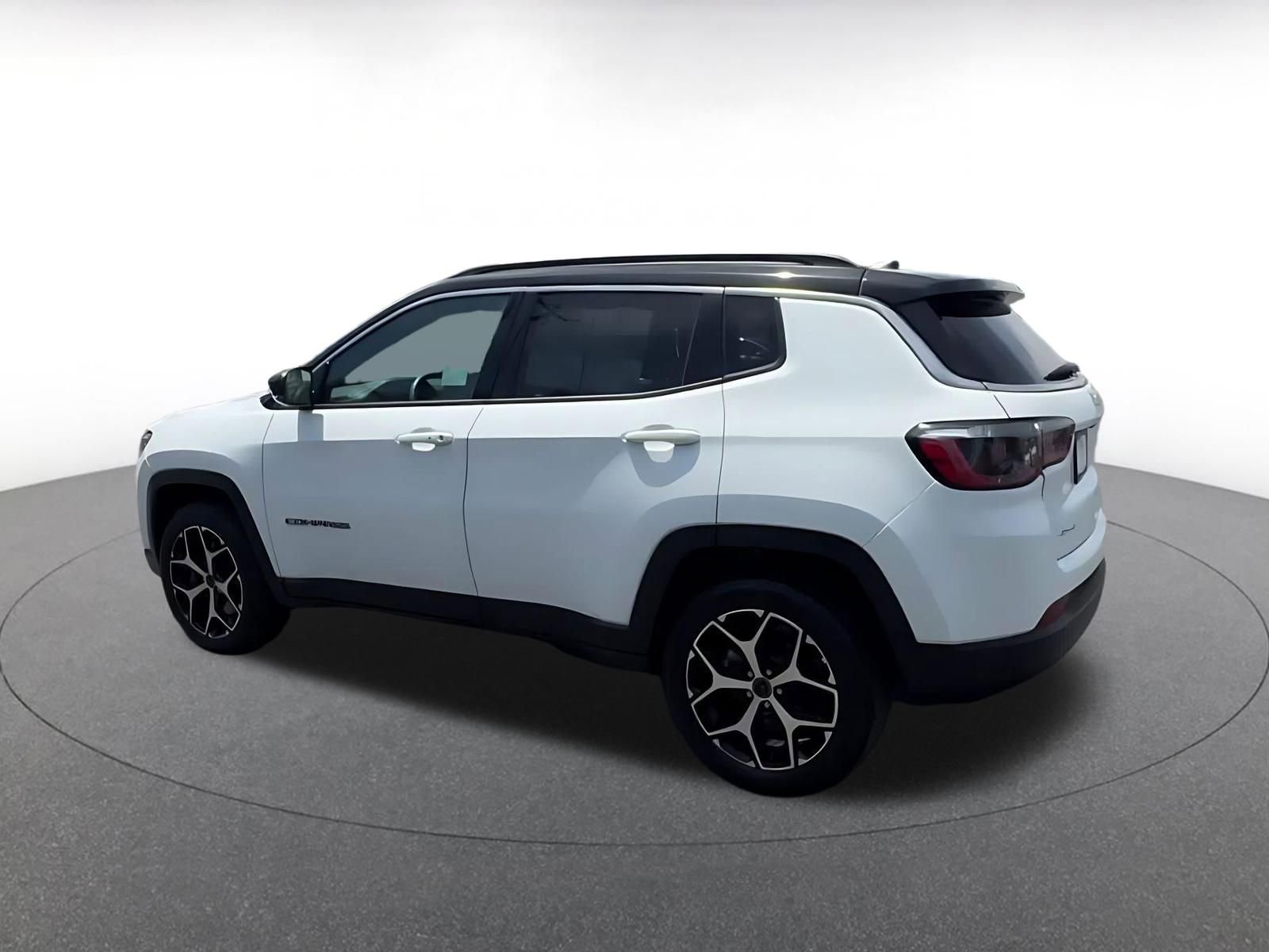 Thumbnail: 2025 Jeep Compass - 10