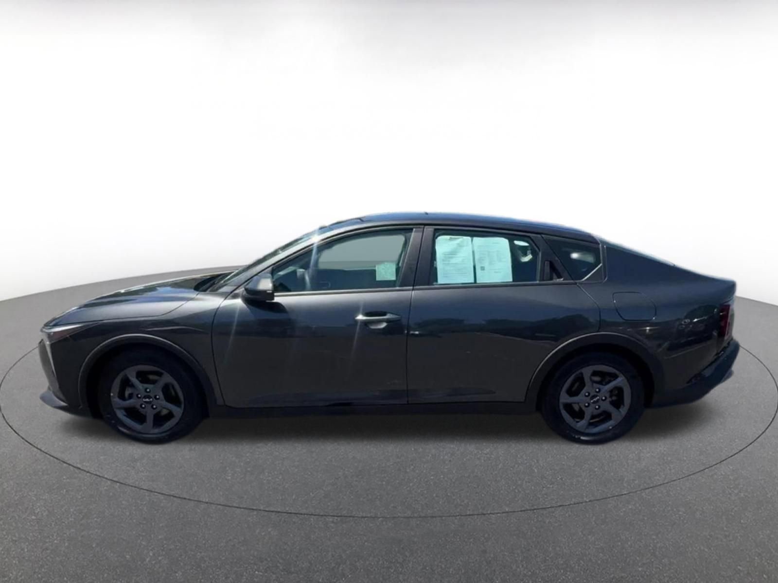 Thumbnail: 2025 Kia K4 - 9