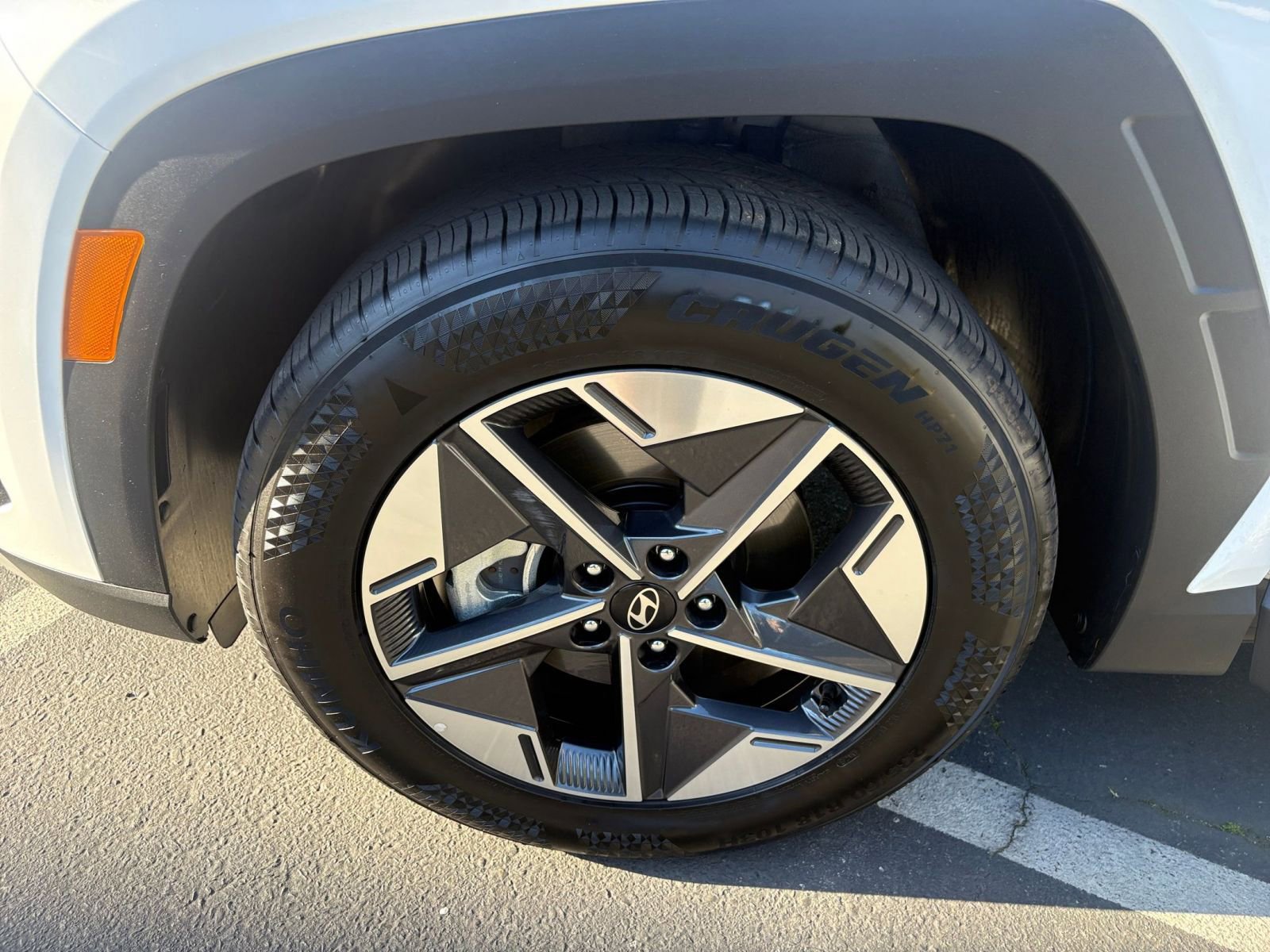 Thumbnail: 2025 Hyundai Tucson - 32