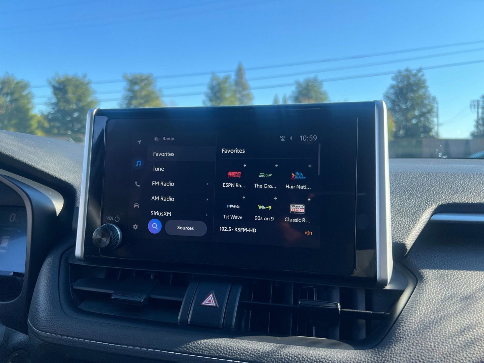 Thumbnail: 2025 Toyota RAV4 - 21