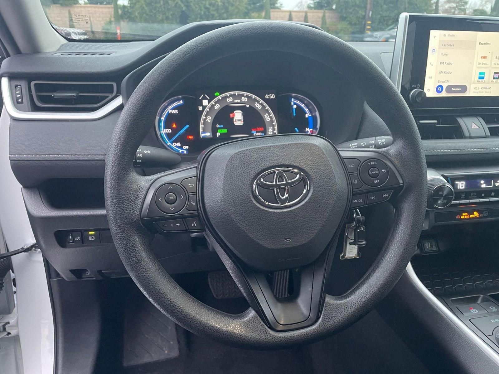 Thumbnail: 2025 Toyota RAV4 - 29