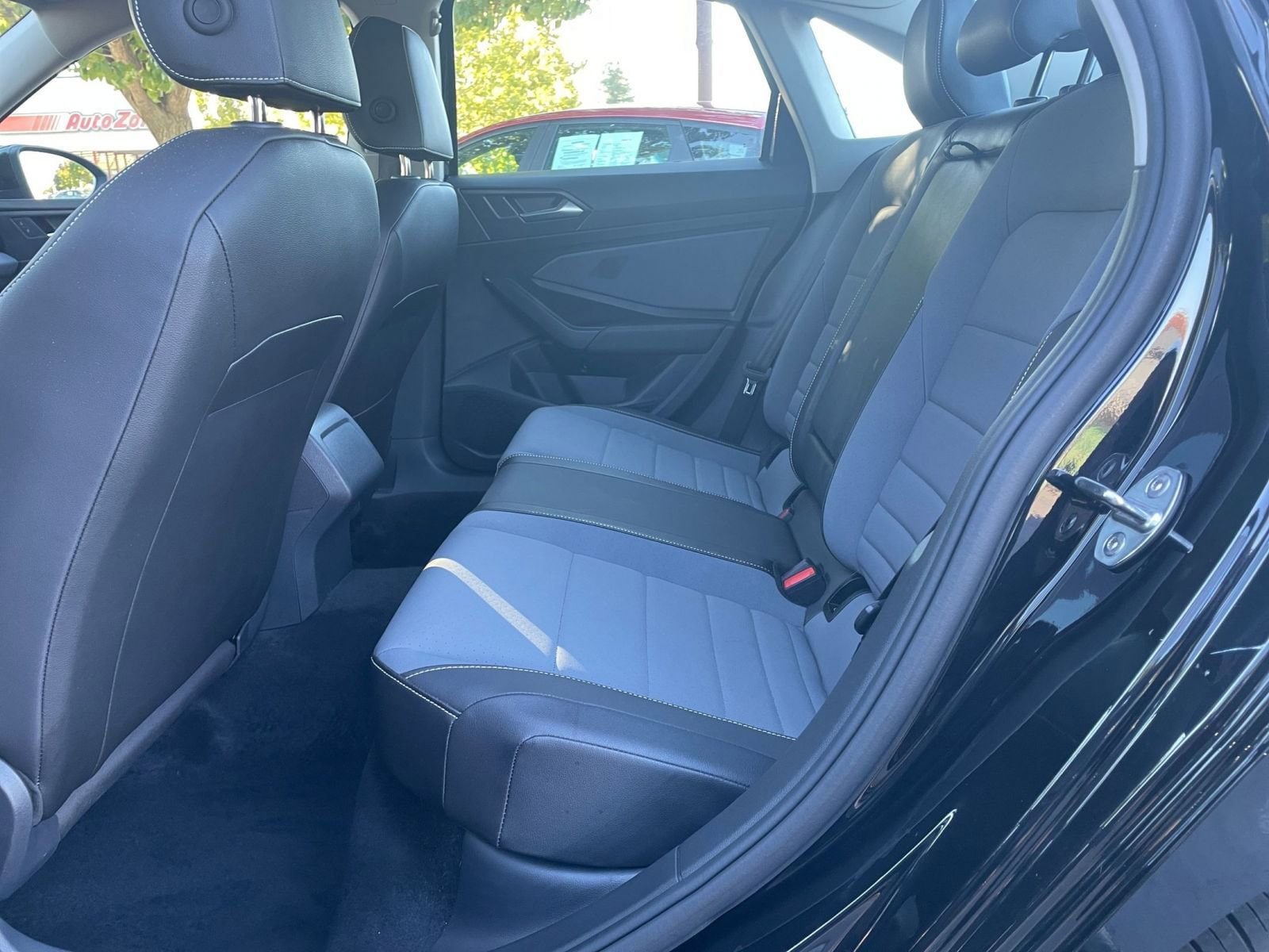 Thumbnail: 2025 Volkswagen Jetta - 20