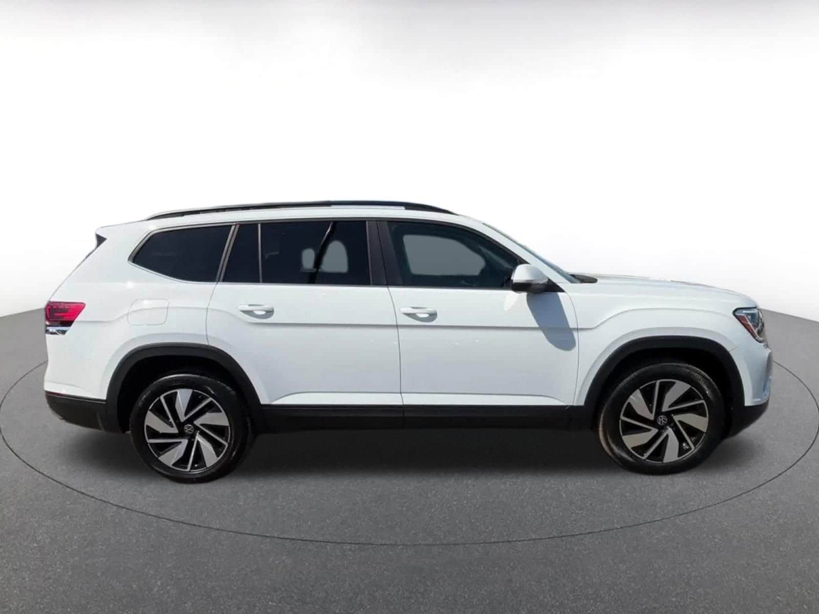 Thumbnail: 2025 Volkswagen Atlas - 16