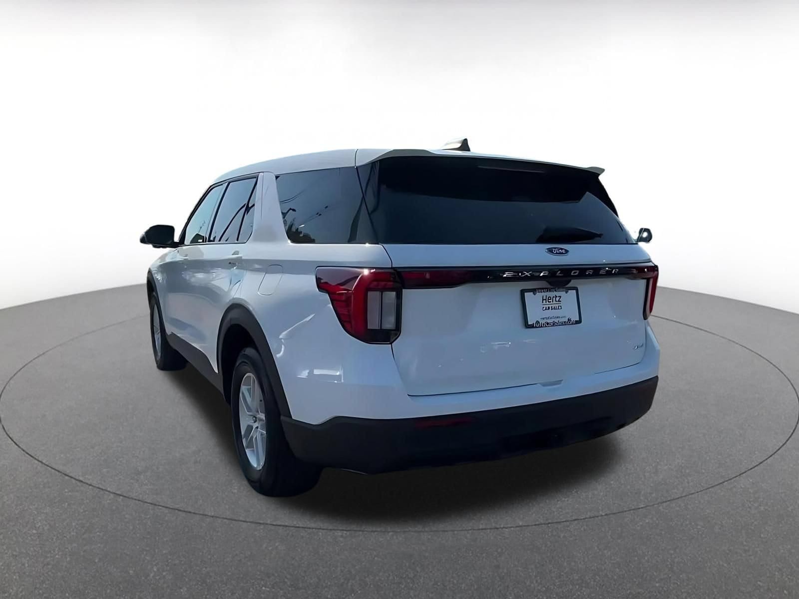 Thumbnail: 2026 Ford Explorer - 9