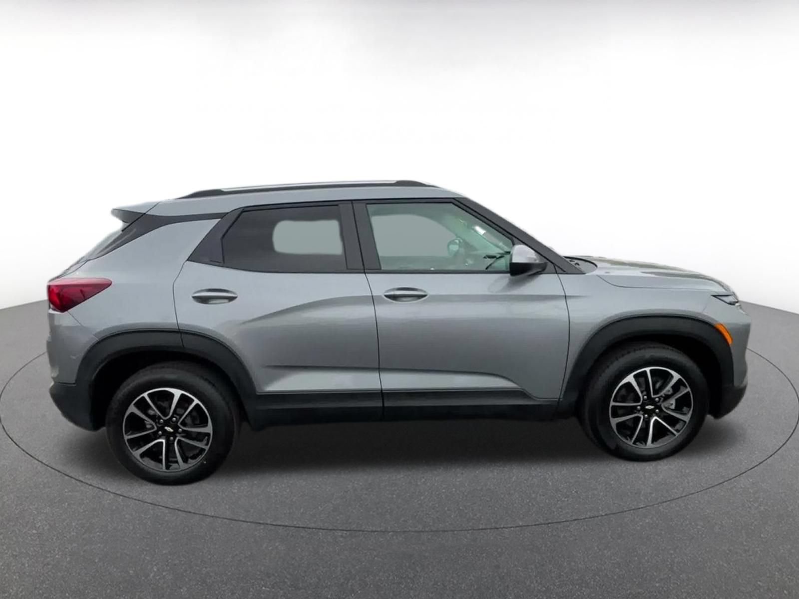 Thumbnail: 2025 Chevrolet TrailBlazer - 13
