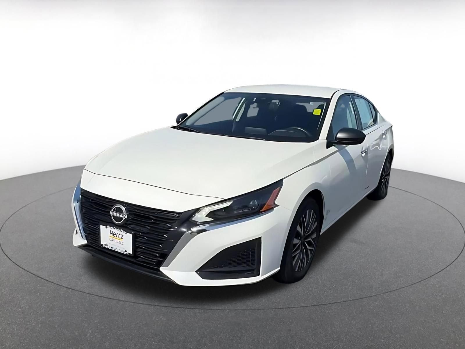 Thumbnail: 2025 Nissan Altima - 7