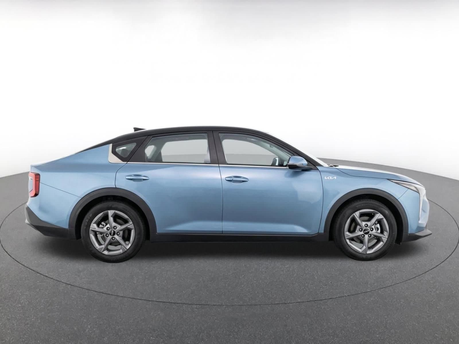 Thumbnail: 2026 Kia K4 - 10