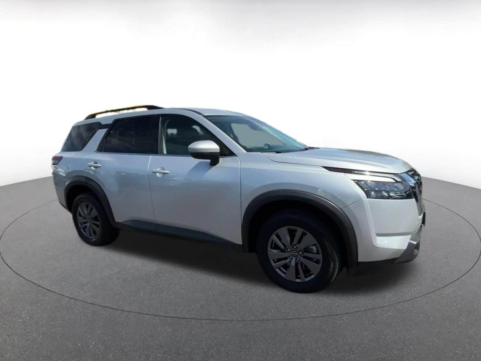 Thumbnail: 2025 Nissan Pathfinder - 2