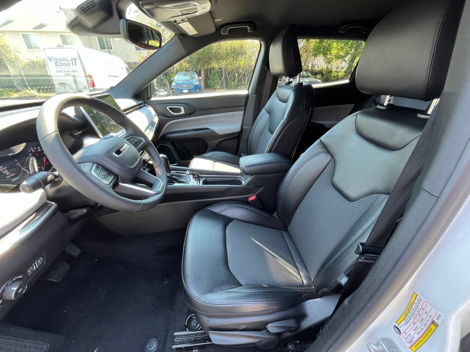 Thumbnail: 2025 Jeep Compass - 27