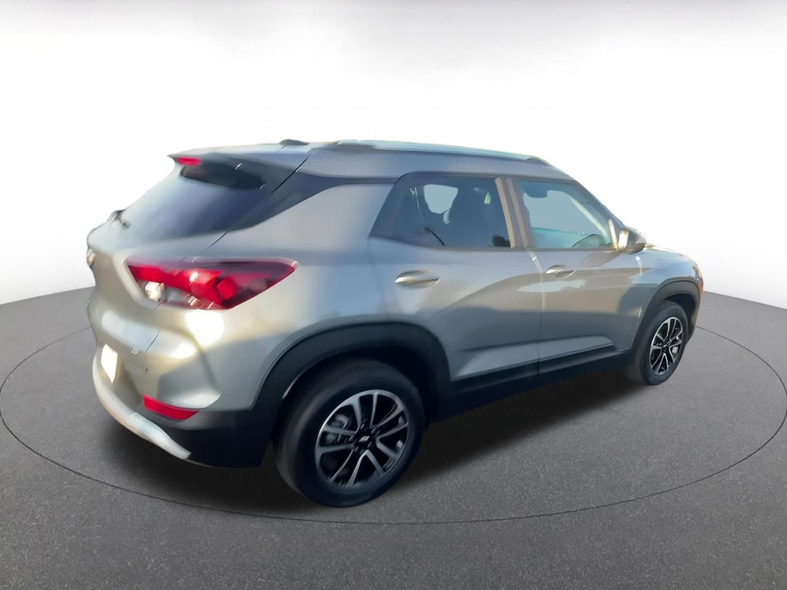 Thumbnail: 2025 Chevrolet TrailBlazer - 15