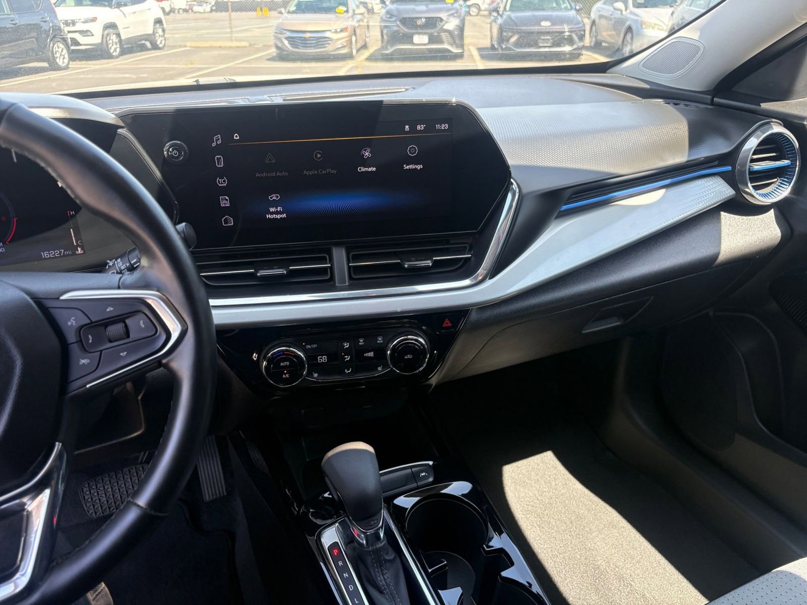 Thumbnail: 2025 Chevrolet Trax - 17