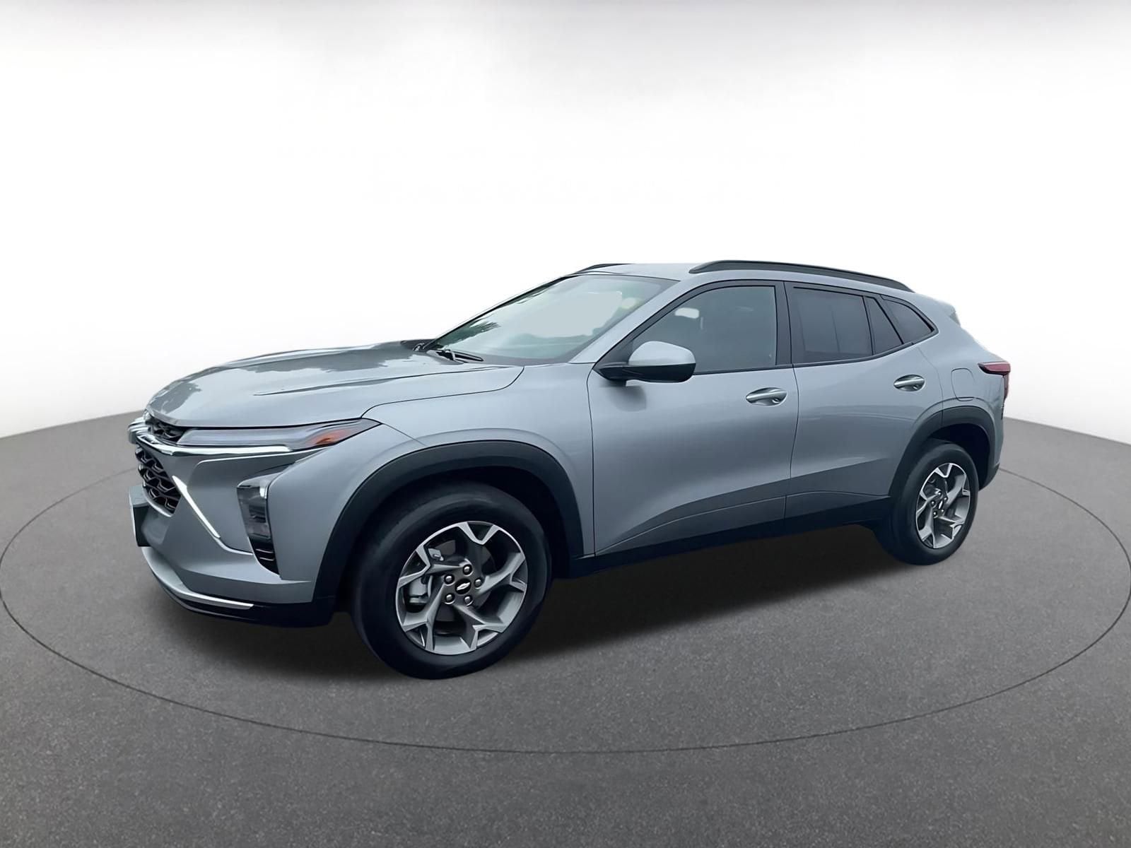 Thumbnail: 2025 Chevrolet Trax - 8